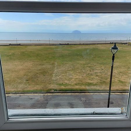 Girvan Guest House Esterno foto